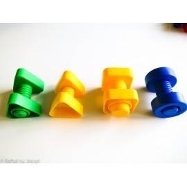 ȘURUBURI ȘI PIULIȚE